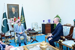 Farewell call on H.E. Prime Minister of Pakistan Farewell call on H.E. Prime Minister of Pakistan